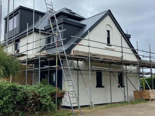 Fascia and soffit spraying